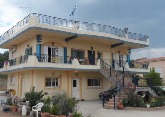 Λευκά κουφώματα αλουμινίου Europa